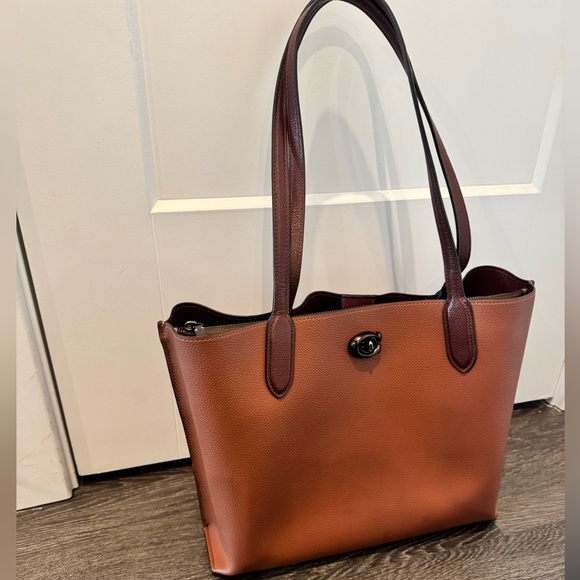 Coach Willow Tote - Picture 12 of 16